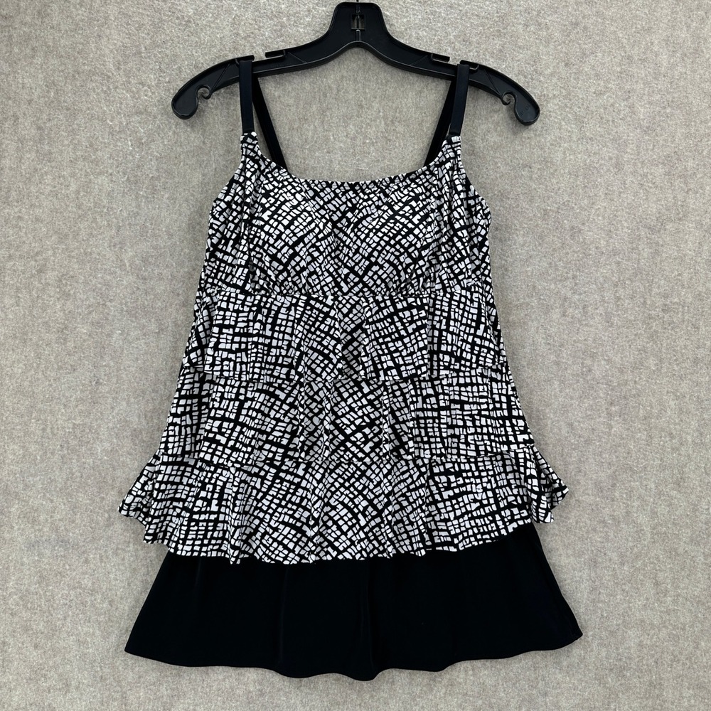 St Johns Bay Tankini Top Womens 10 Black White Ruffle Tiered Mosaic Slimming